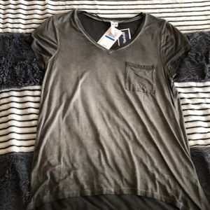 NWT cable & gauge grey pocket tee